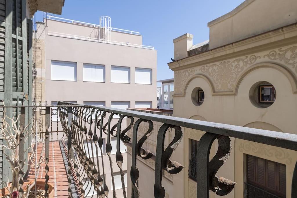 Canela Homes Barcelona Fontana Exterior photo