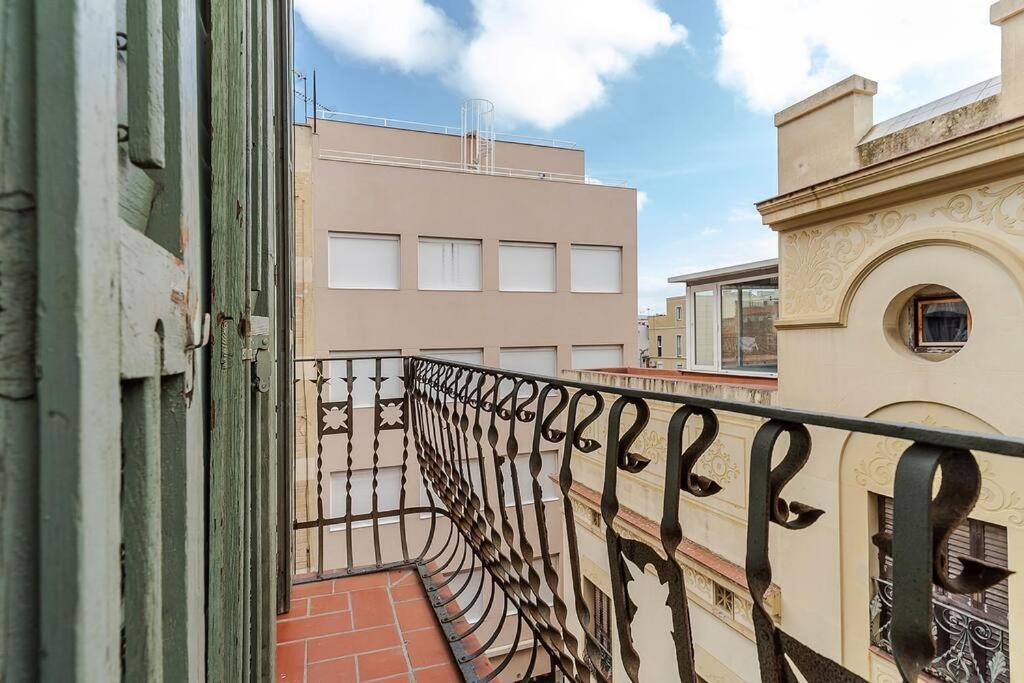 Canela Homes Barcelona Fontana Exterior photo