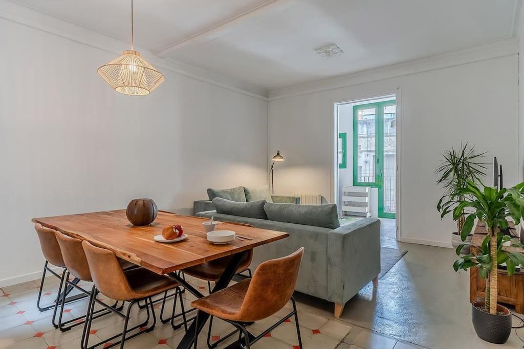 Canela Homes Barcelona Fontana Exterior photo